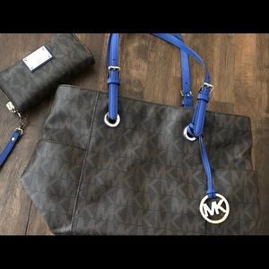 Michael Kors Tote Purse & Matching Wristlet Wallet